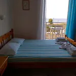 Golden Sea View Néa Meságkala