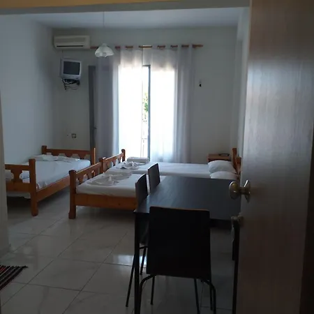 Golden Sea View * Néa Meságkala