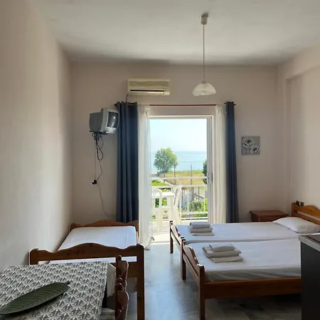 Golden Sea View شقة *