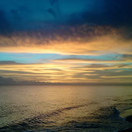 דירה Golden Sea View