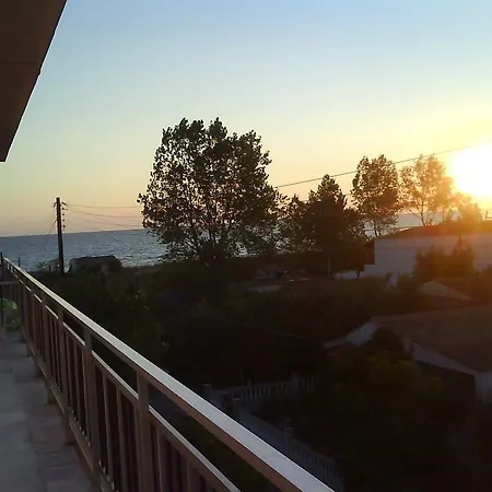 Golden Sea View דירה *