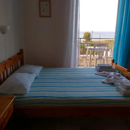 Golden Sea View Néa Meságkala